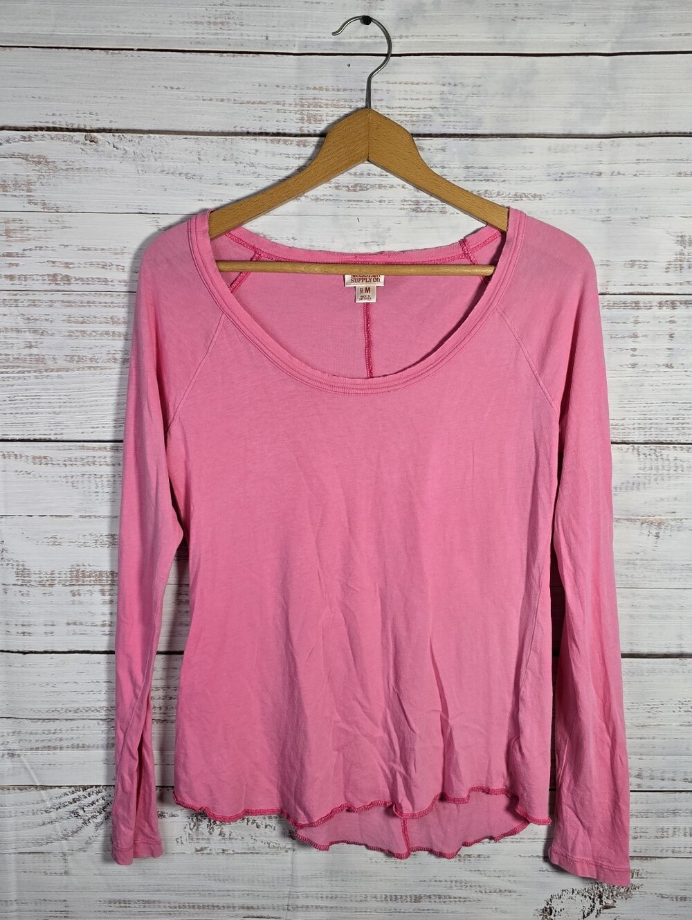Mossimo‎ Supply Co Pink Long Sleeve Scoop Neck Tee Women's Medium 100% Cotton